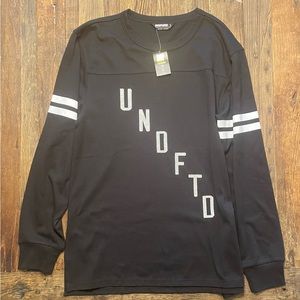 ‼️SOLD‼️Brand New With Tags Undefeated Long Sleeve Jersey Size L.